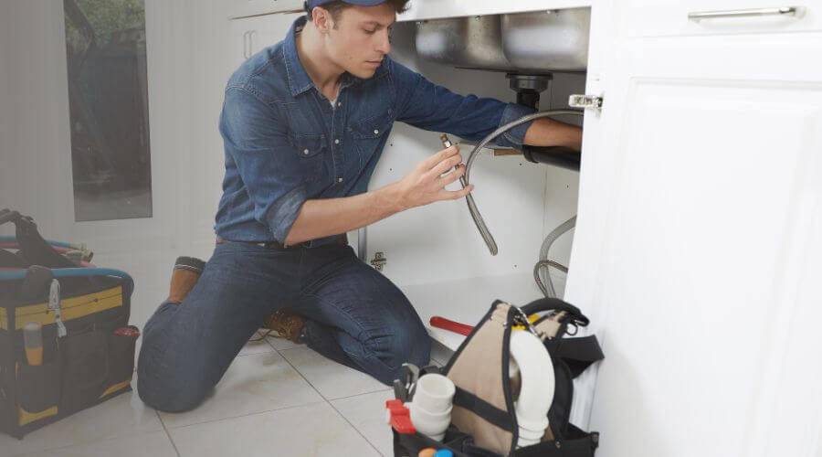 Professional emergency plumbing in Nunapitchuk, AK